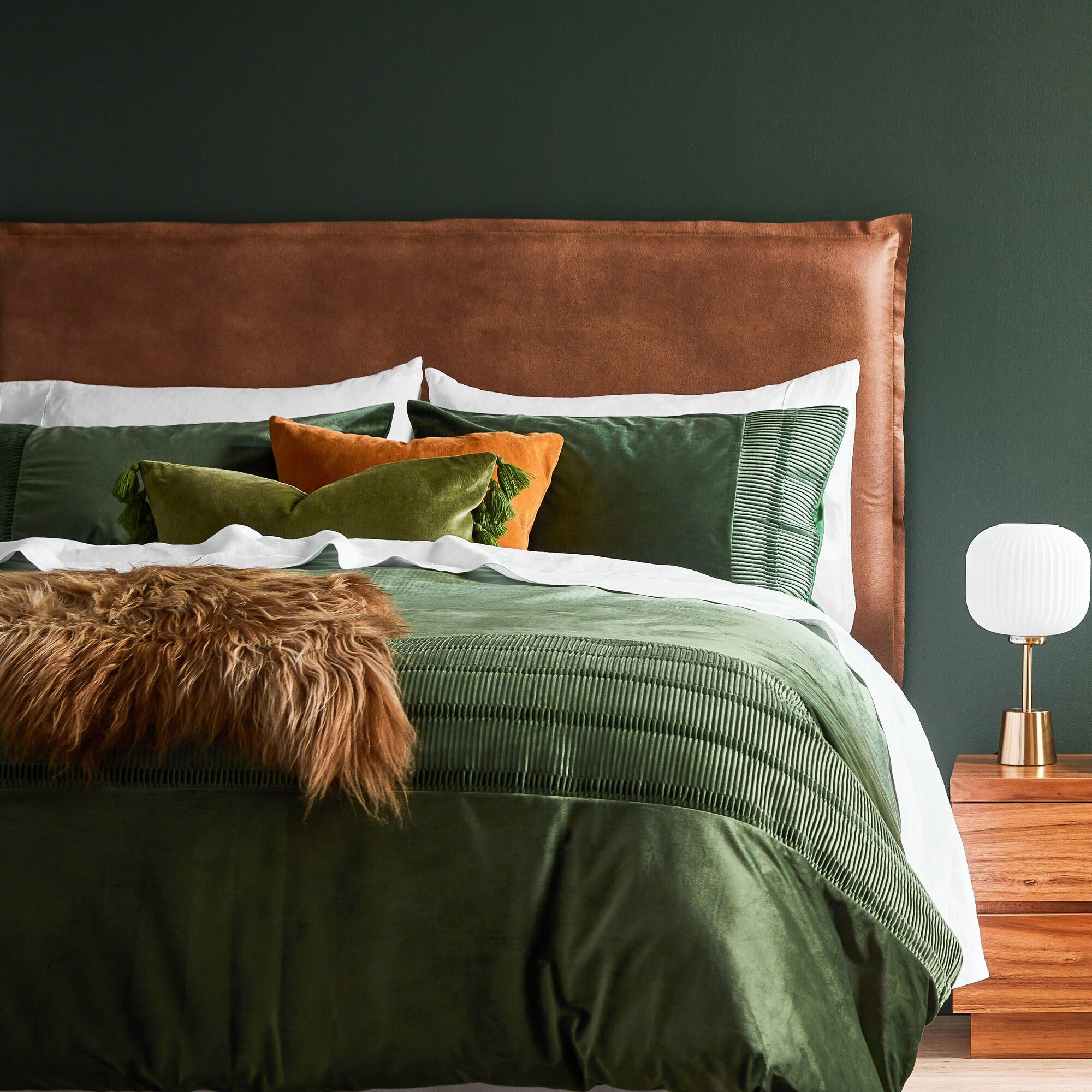 cognac-leather-bed-krebati-dermatino-tampa-tabac-oikos-terzis-blog-stella-terzi-interior-chania-furniture-beds-matresses-hotel-beds-airbnb-crete.jpg