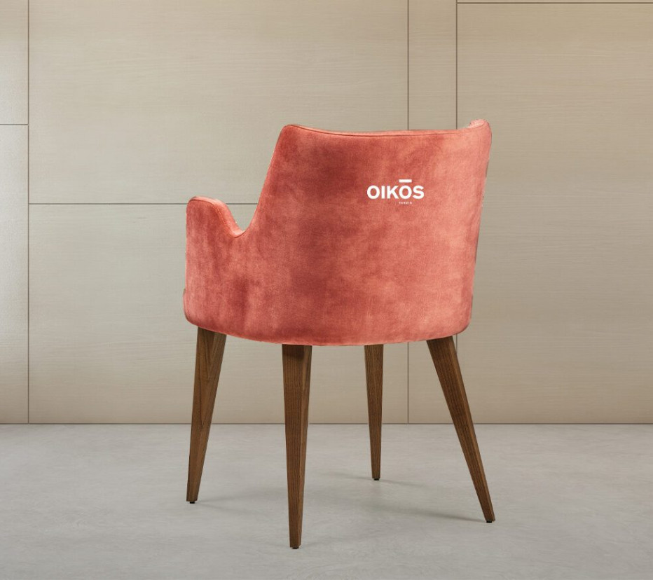 THE AUSTIN DINING CHAIR