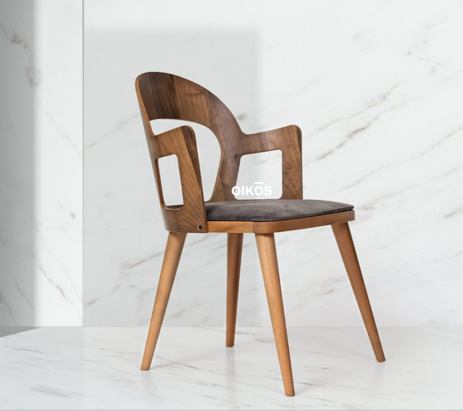 THE TYLER DINING CHAIR