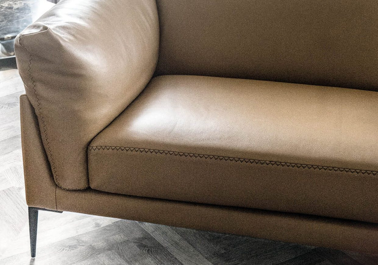 THE ELISIR SOFA