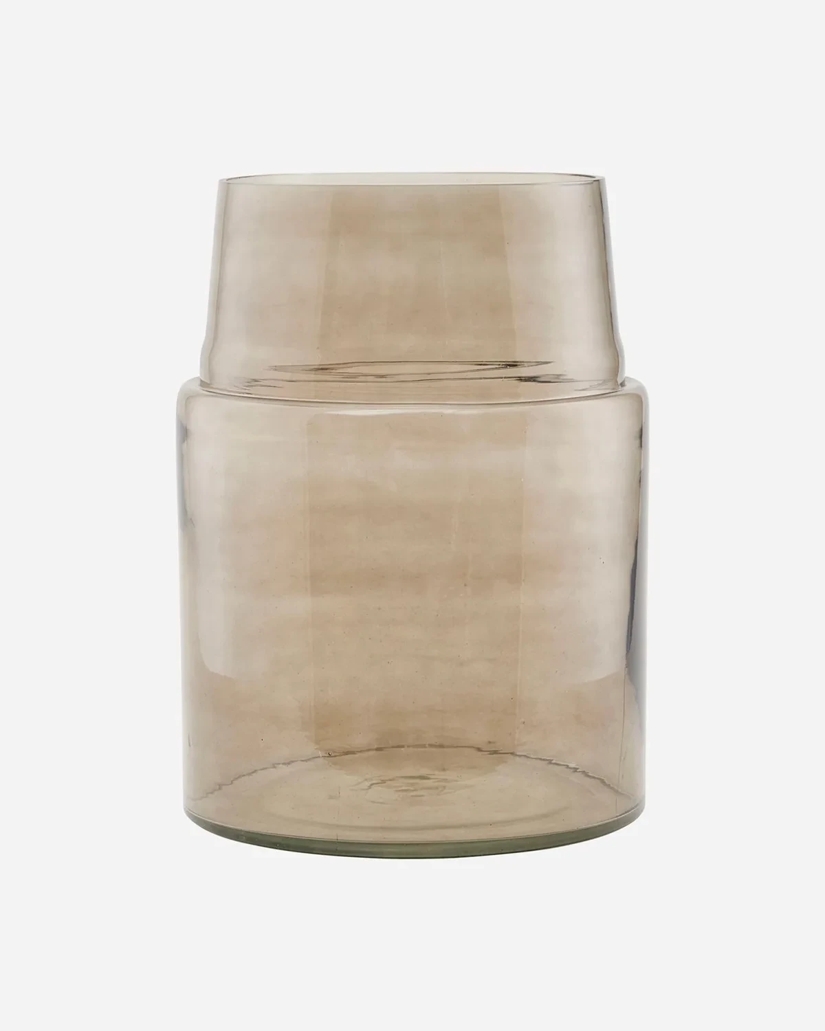 THE AIRY VASE