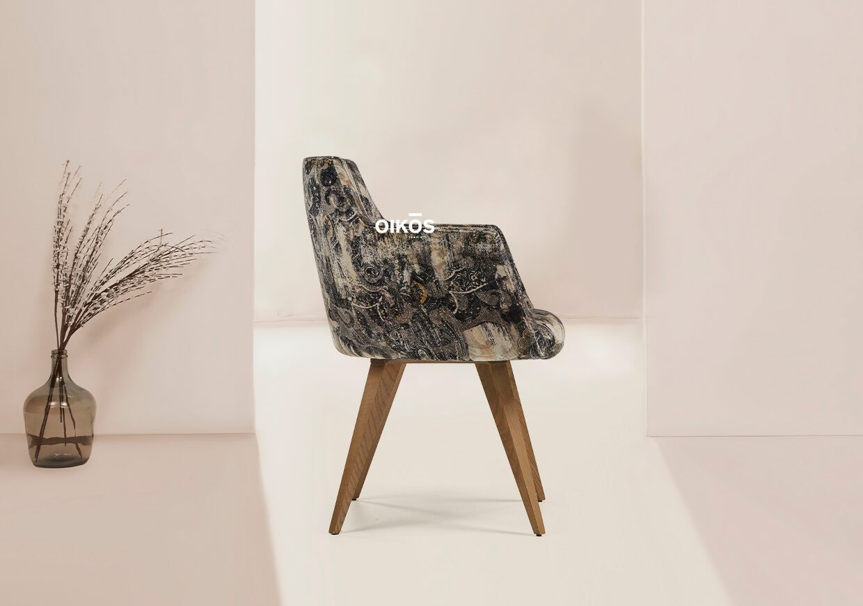 THE DEBRA DINING CHAIR
