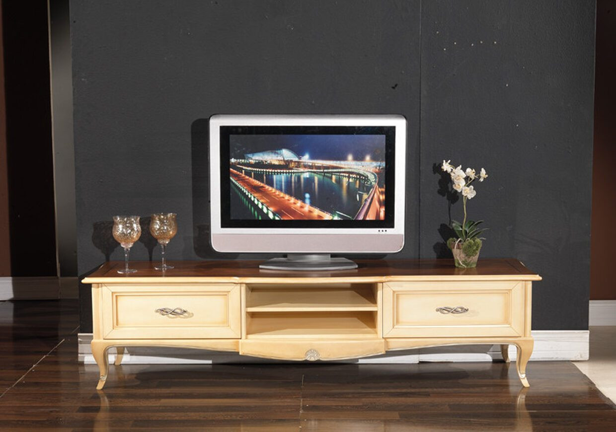 THE ARIEL CLASSIC TV COMPOSITION
