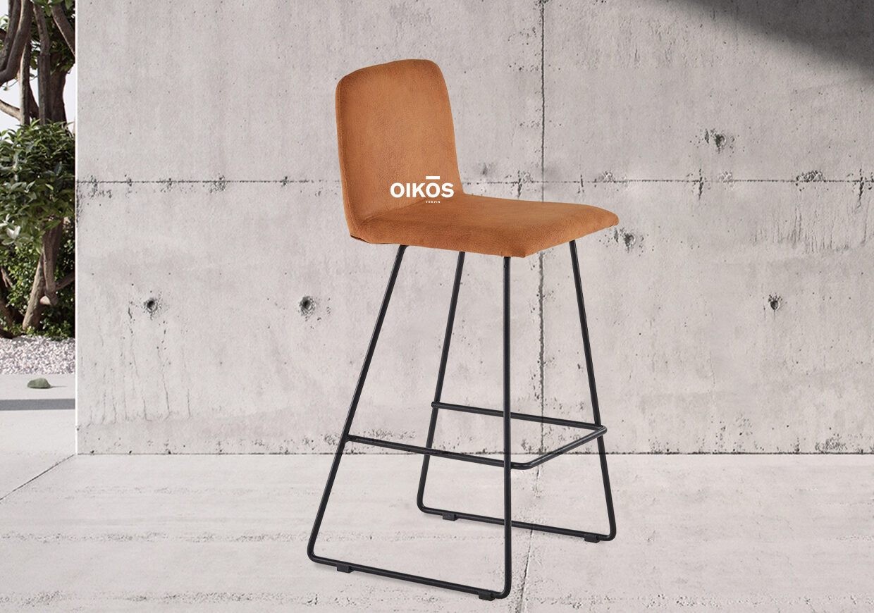 THE EVIE BAR STOOL