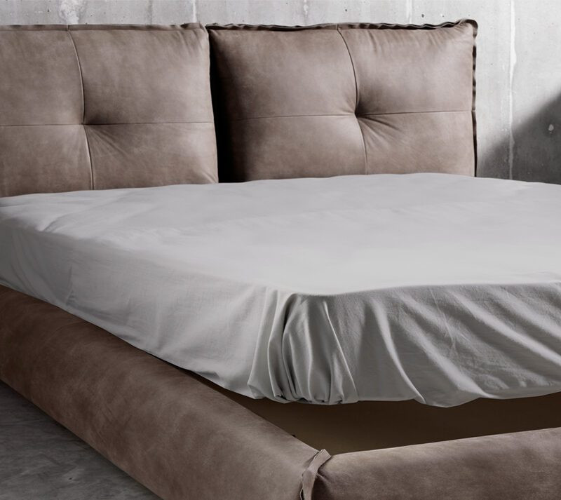 THE KYE BEDROOM