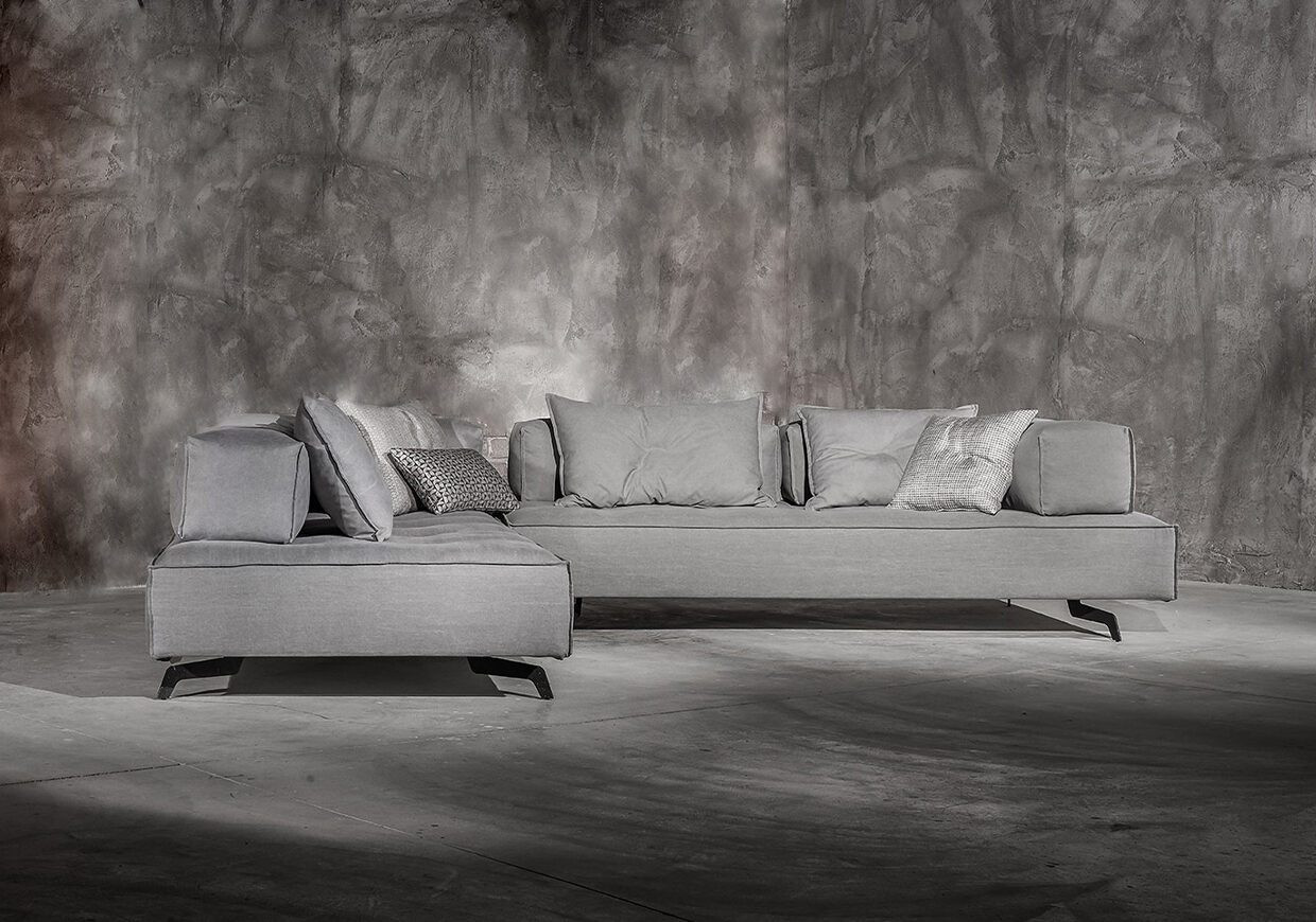 THE FRANKIE CORNER SOFA