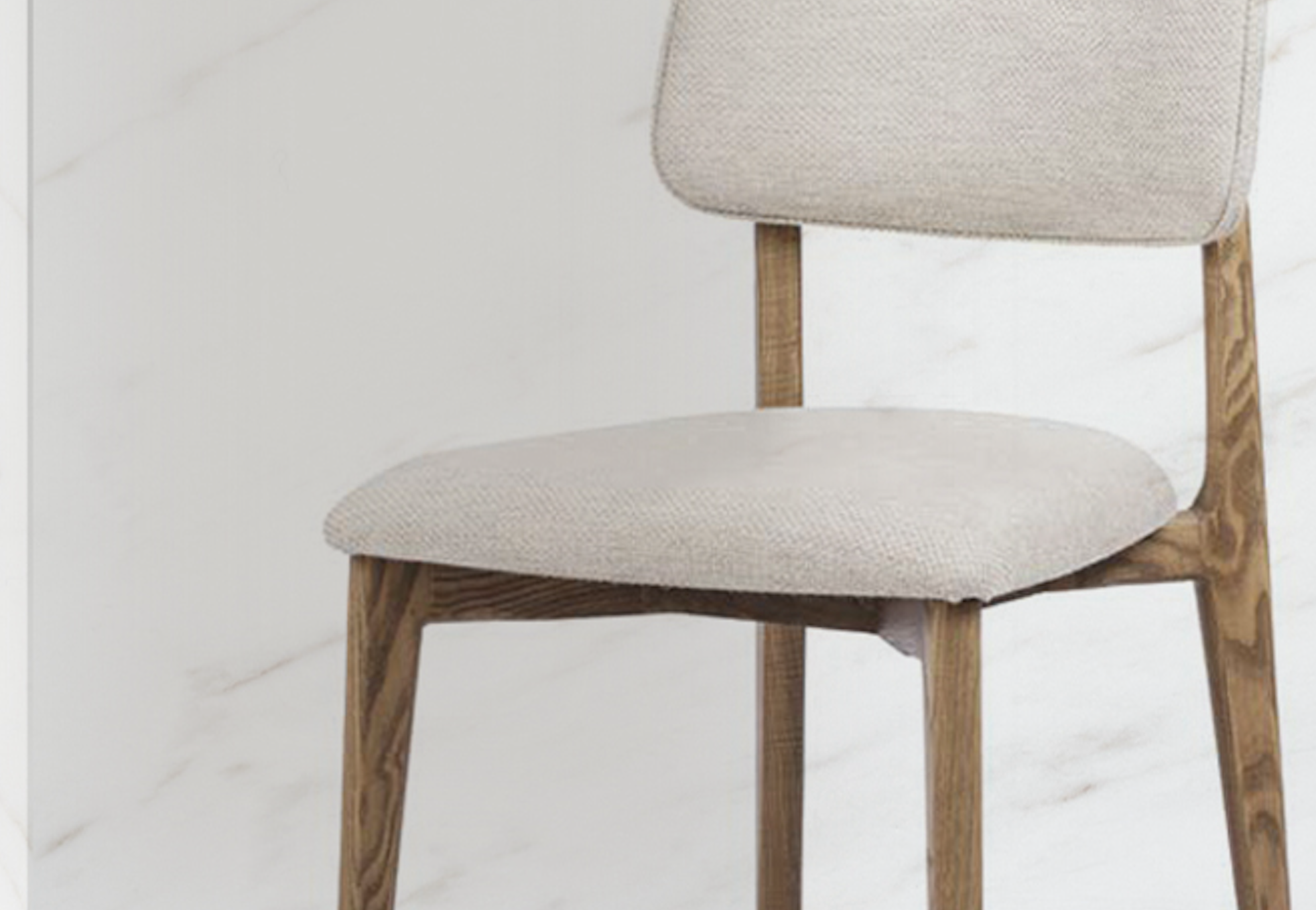 THE LUMO DINING CHAIR