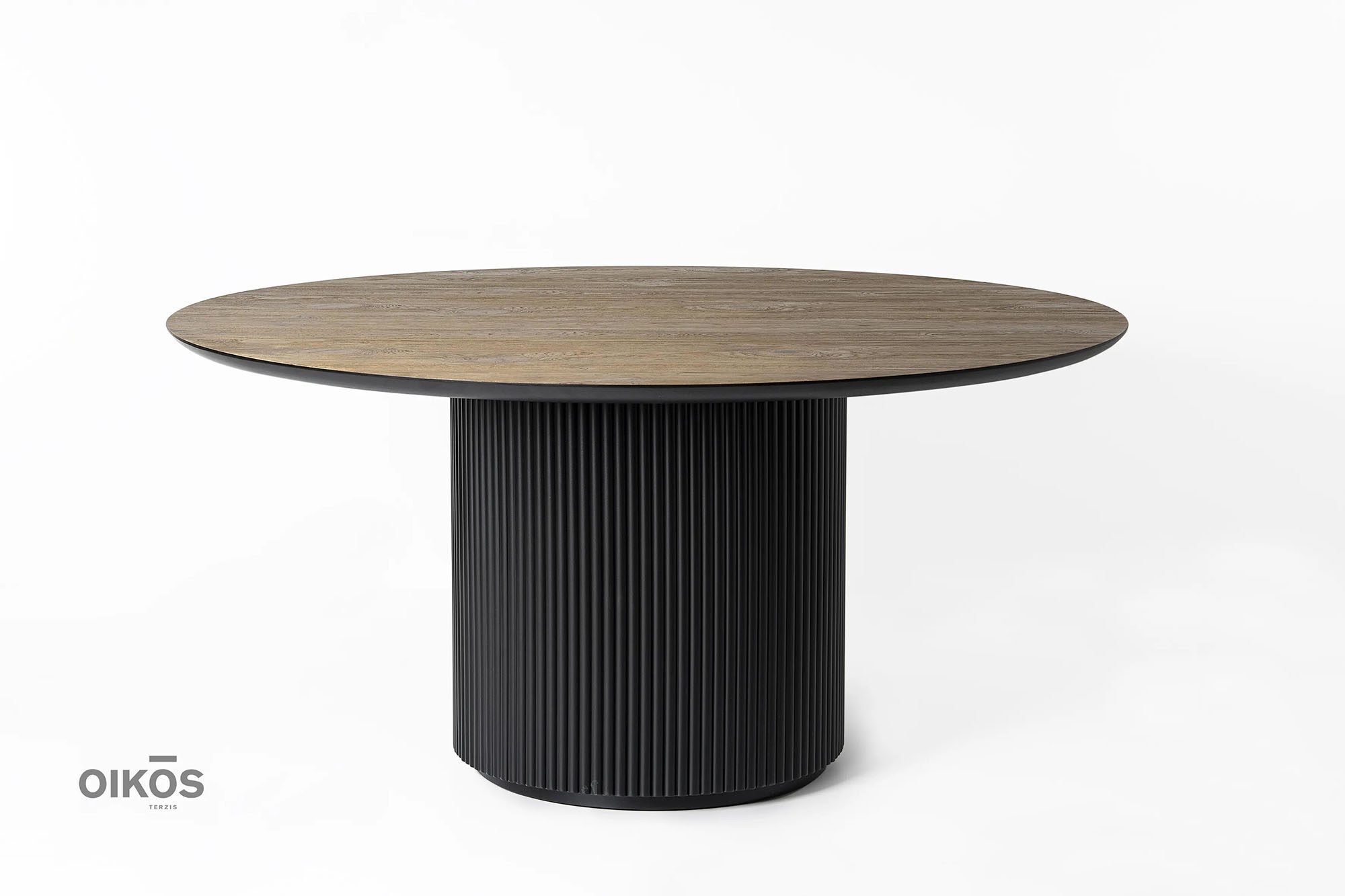THE ICON WOOD ROUND TABLE